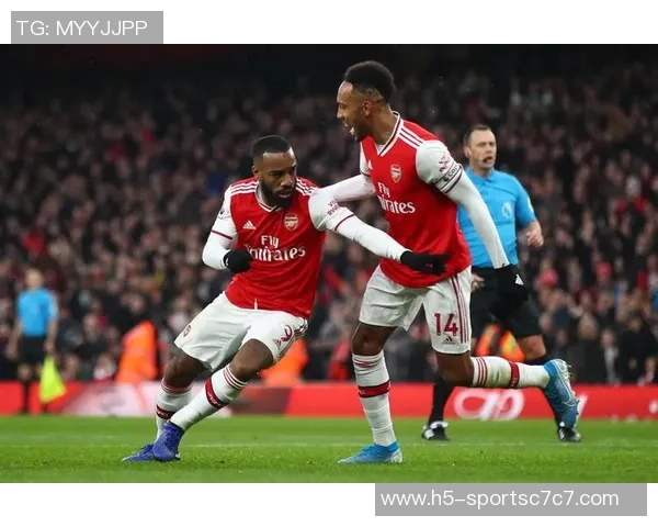 阿森纳欢迎旧将朱勒斯重返训练场助力球队发展